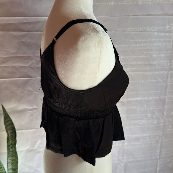 SHYANNE bustier Crop Top - Picture 4 of 8